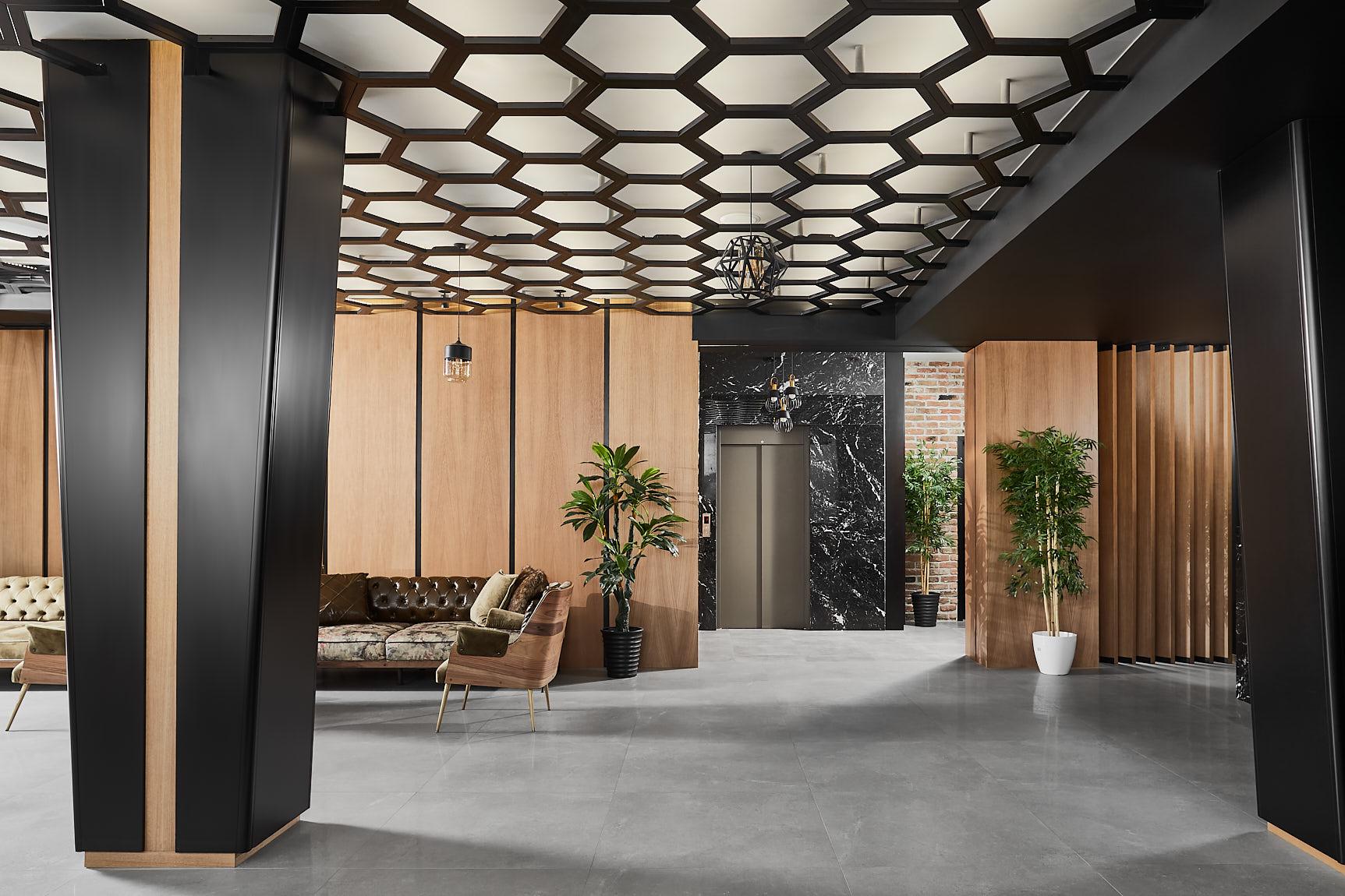 Gold Hotel